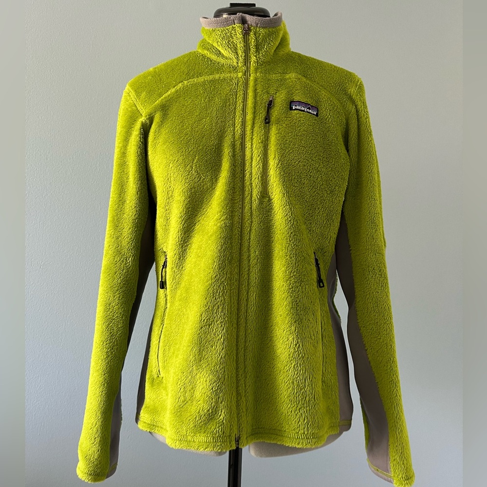 Patagonia Women's Lime Green Lightweight Fleece Medium Teddy Jacket